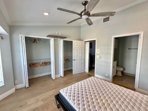 Tiny photo for 4230 N OCEAN Drive, Hollywood, FL 33019 (MLS # B26079067)