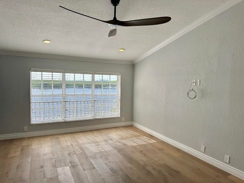 Tiny photo for 4230 N OCEAN Drive, Hollywood, FL 33019 (MLS # B26079067)