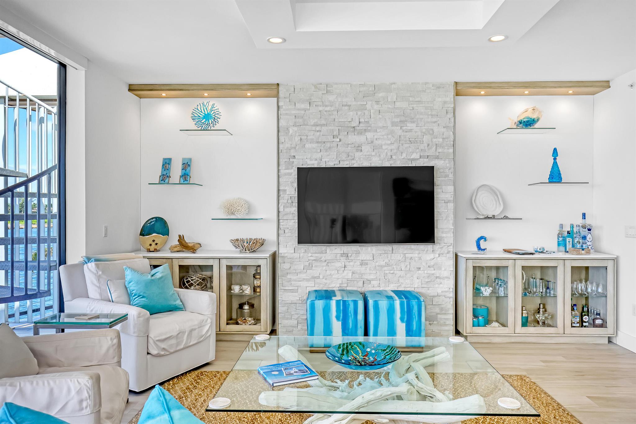 106 Inlet Way 305