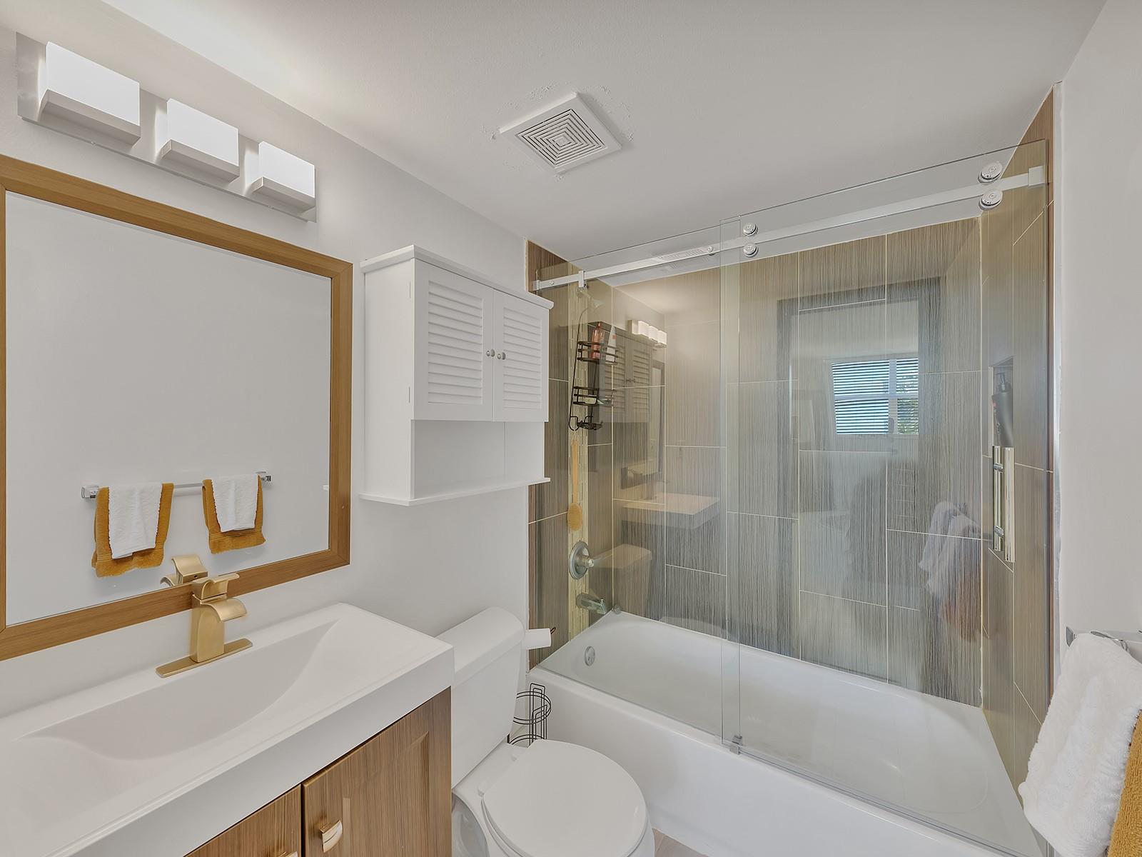 RIO ESPANA CONDO - Residential Lease