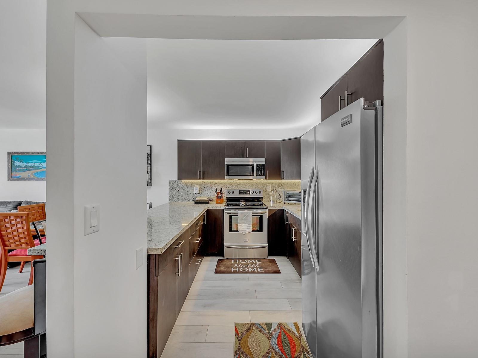 RIO ESPANA CONDO - Residential Lease