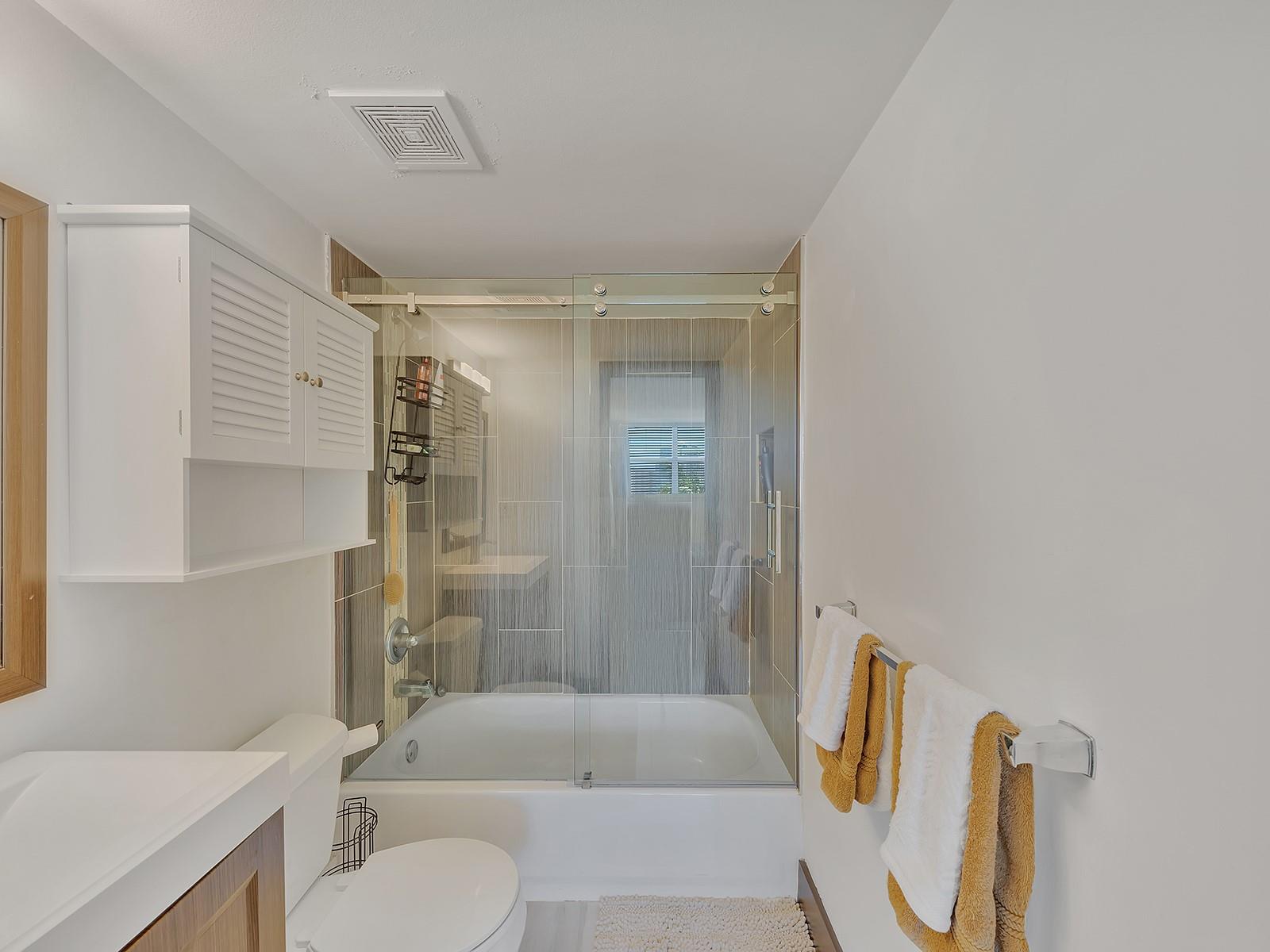 RIO ESPANA CONDO - Residential Lease