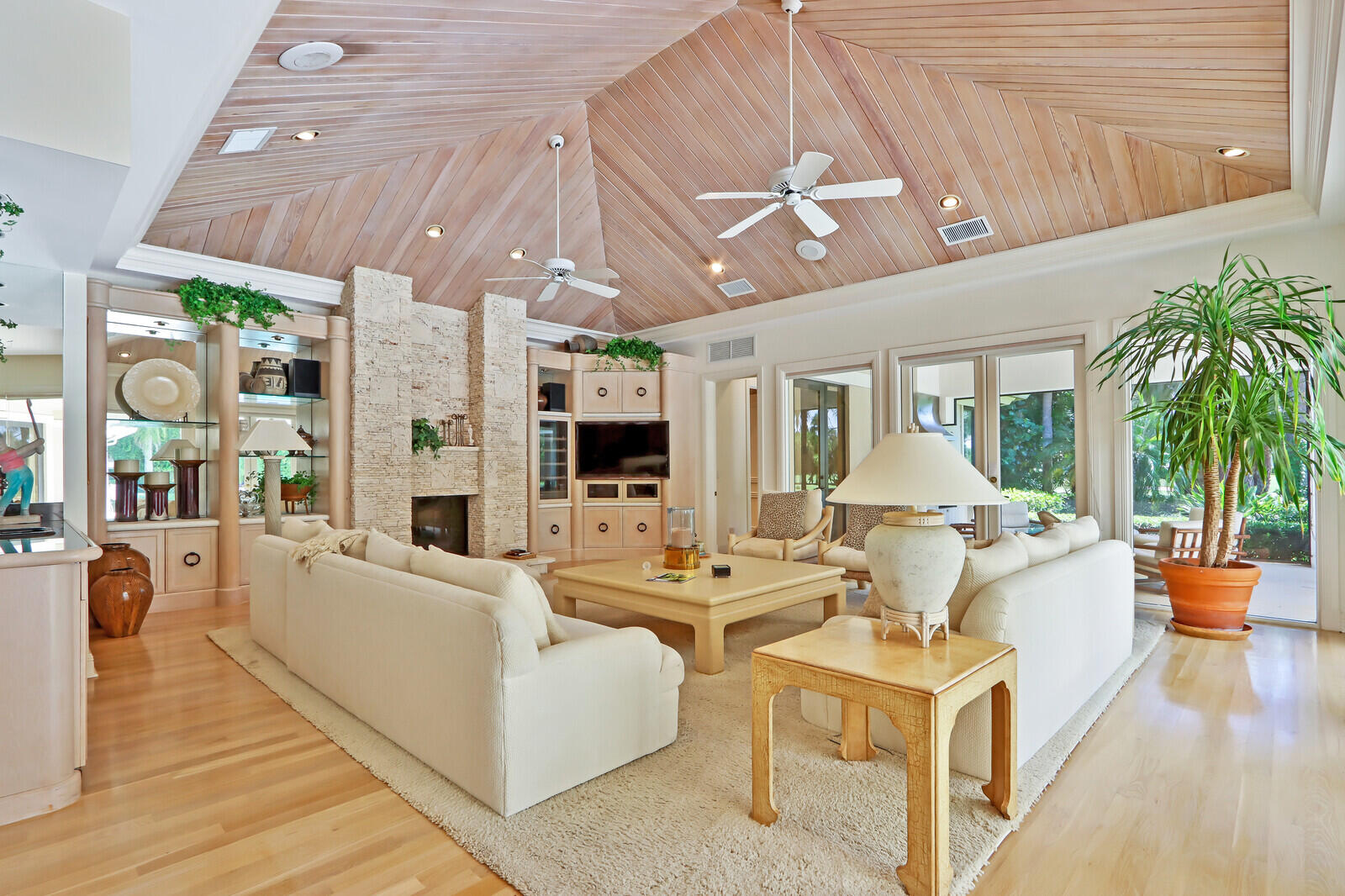 FRENCHMANS CREEK PAR D - Residential