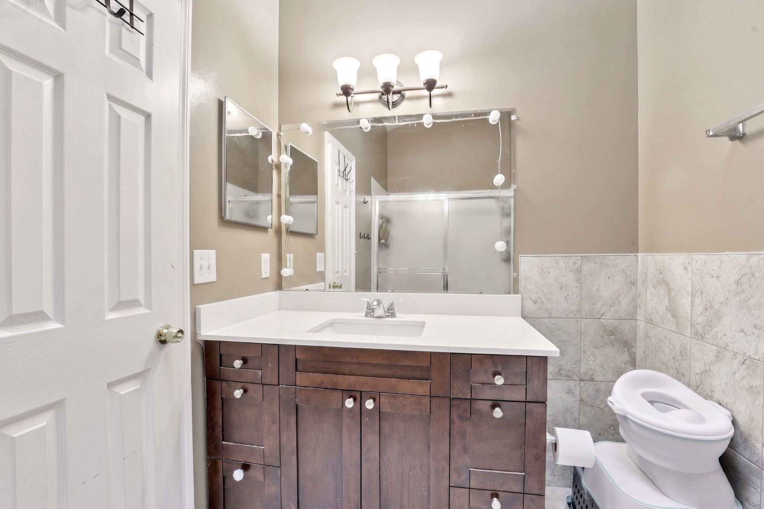 PLAYERS PLACE - Residential