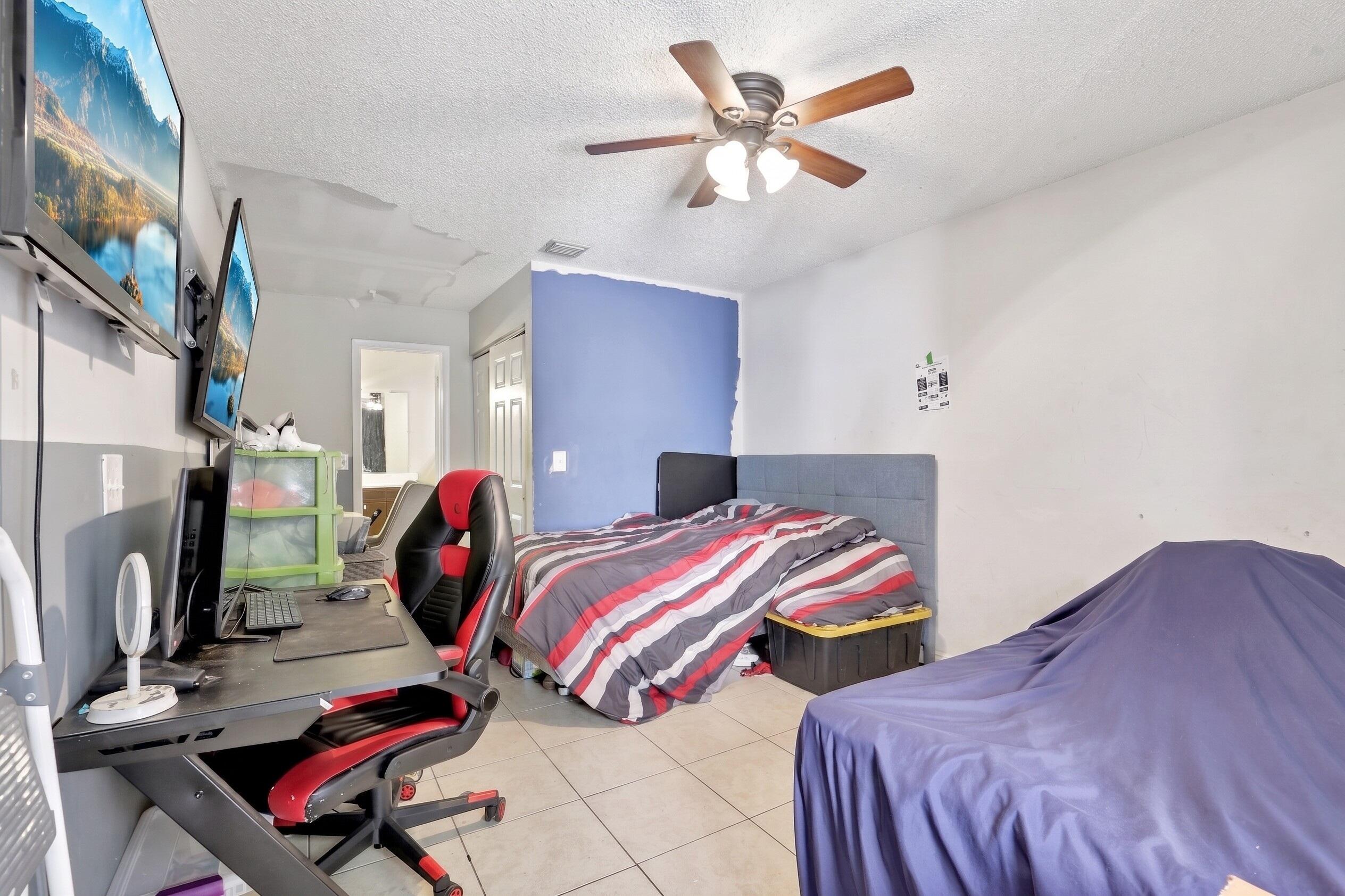 PLAYERS PLACE - Residential