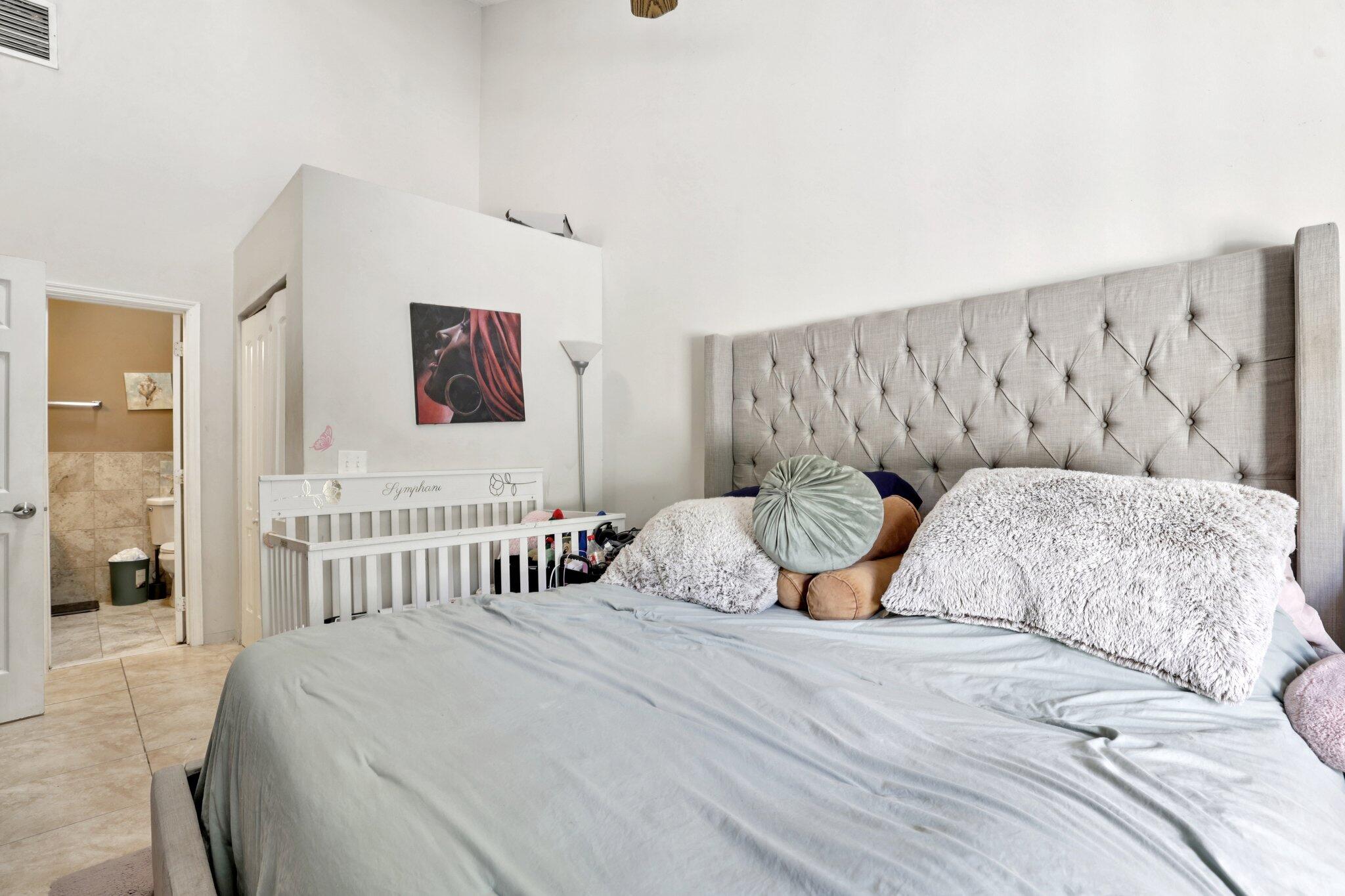 PLAYERS PLACE - Residential