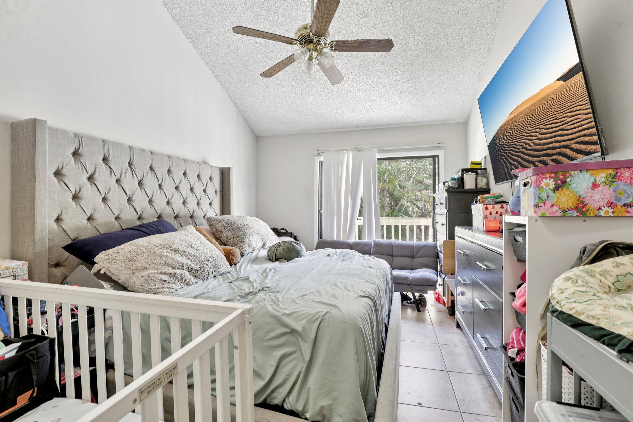 PLAYERS PLACE - Residential