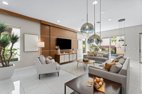 1030 Faulkner Palm Beach Gardens FL 33418