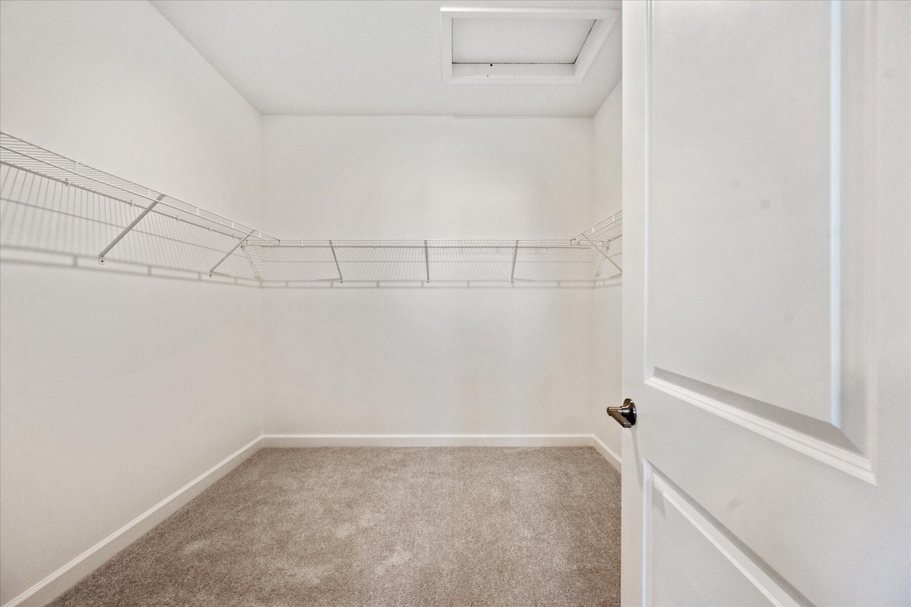 CRESTWOOD NORTH - Residential