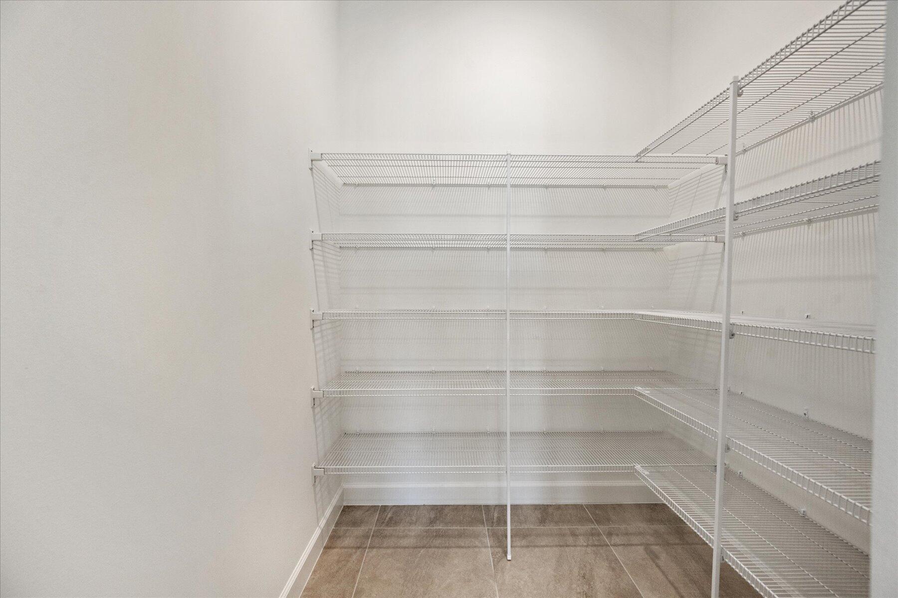 CRESTWOOD NORTH - Residential