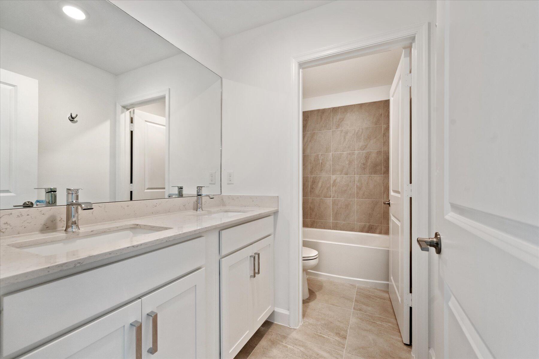 CRESTWOOD NORTH - Residential