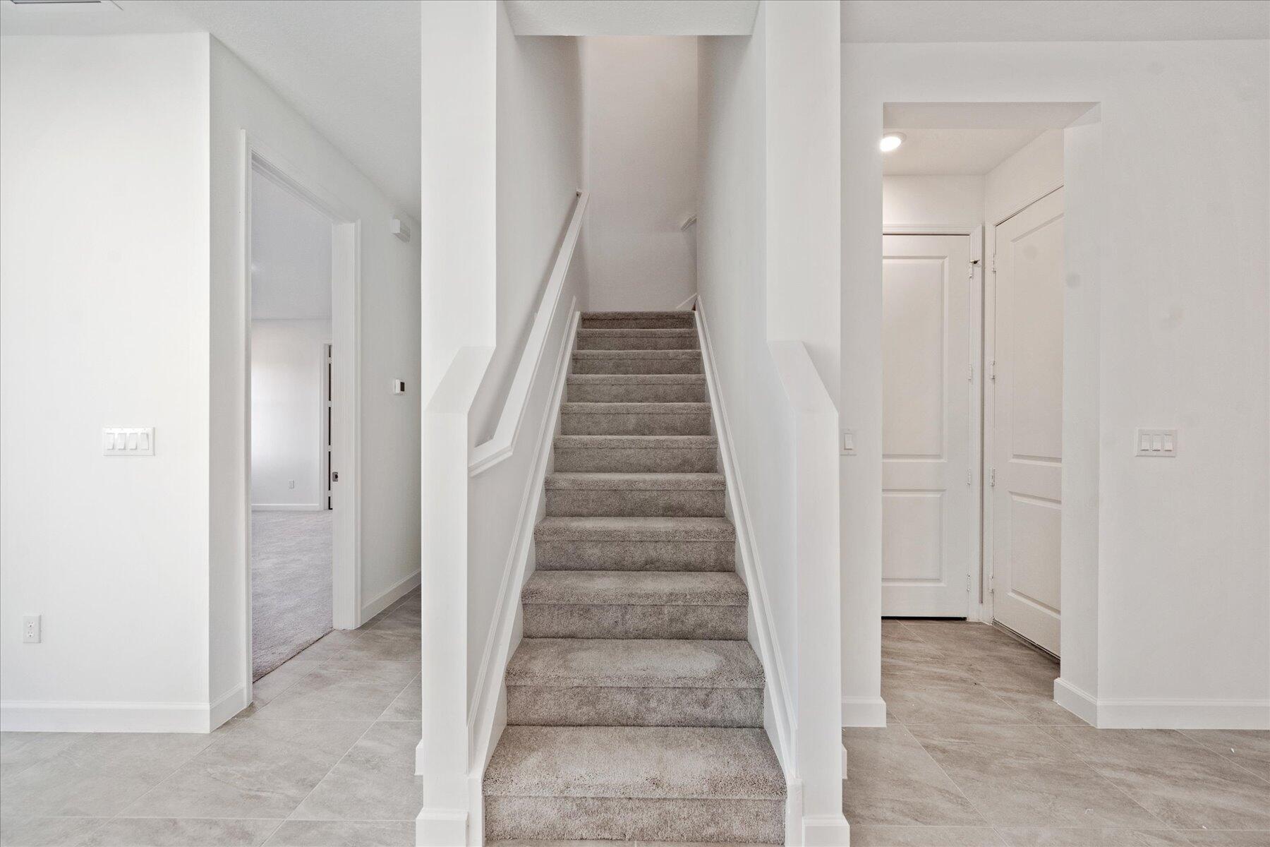 CRESTWOOD NORTH - Residential