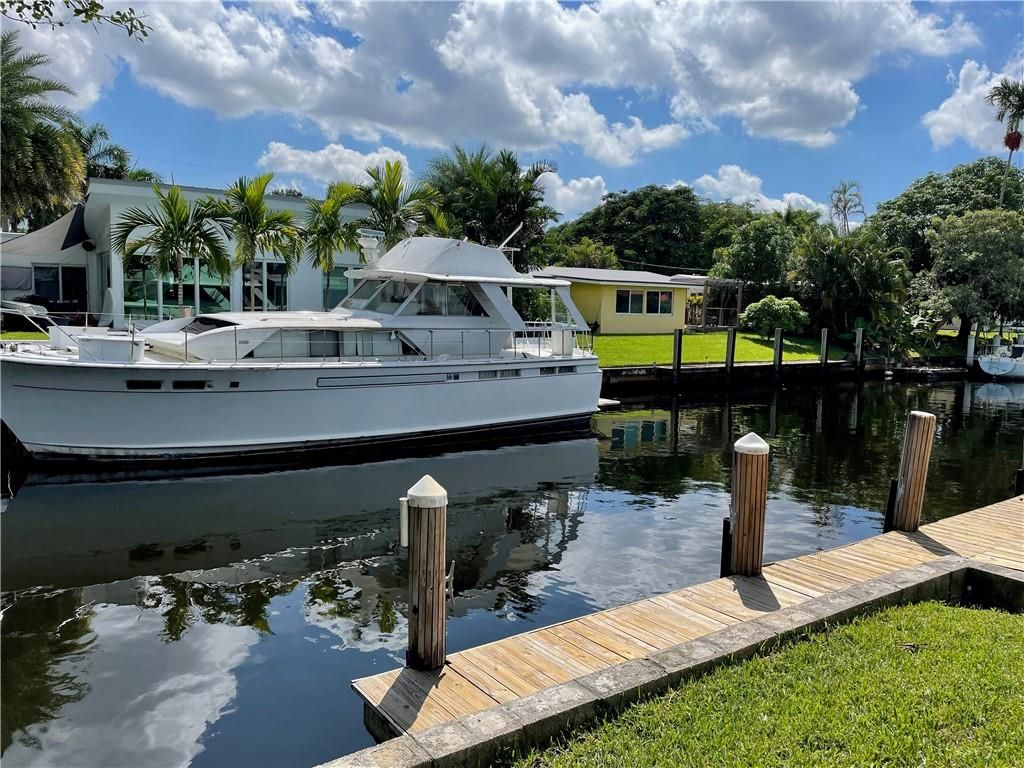 Photo of 2642 Key Largo Ln, Fort Lauderdale, FL 33312 (MLS # F10300353)