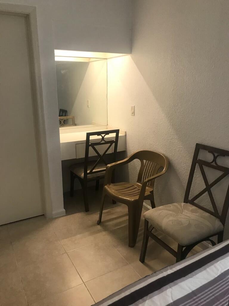 DELRAY MNR - Residential Lease