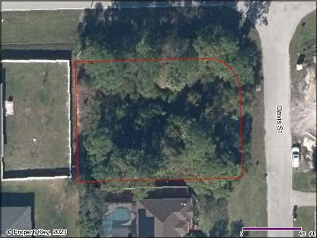 Photo of 1802 SW Davis Street, Port St Lucie, FL 34953 (MLS # R10920305)