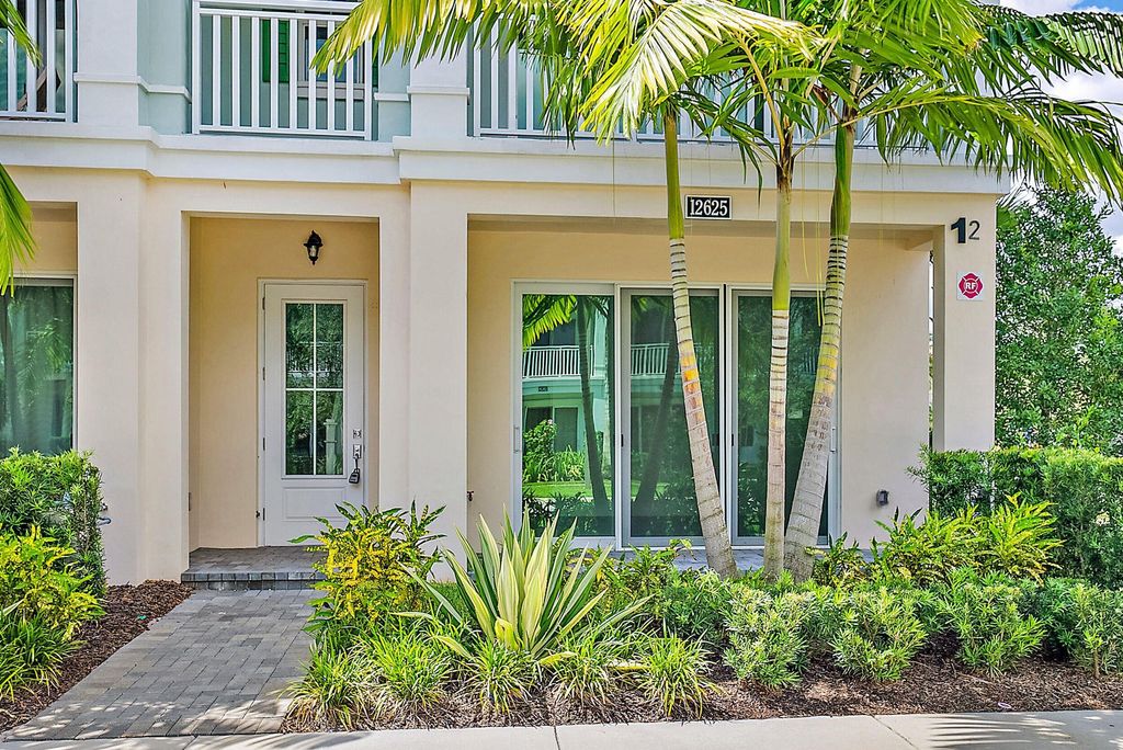 Photo of 12625 MACHIAVELLI Way, Palm Beach Gardens, FL 33418 (MLS # B26051828)