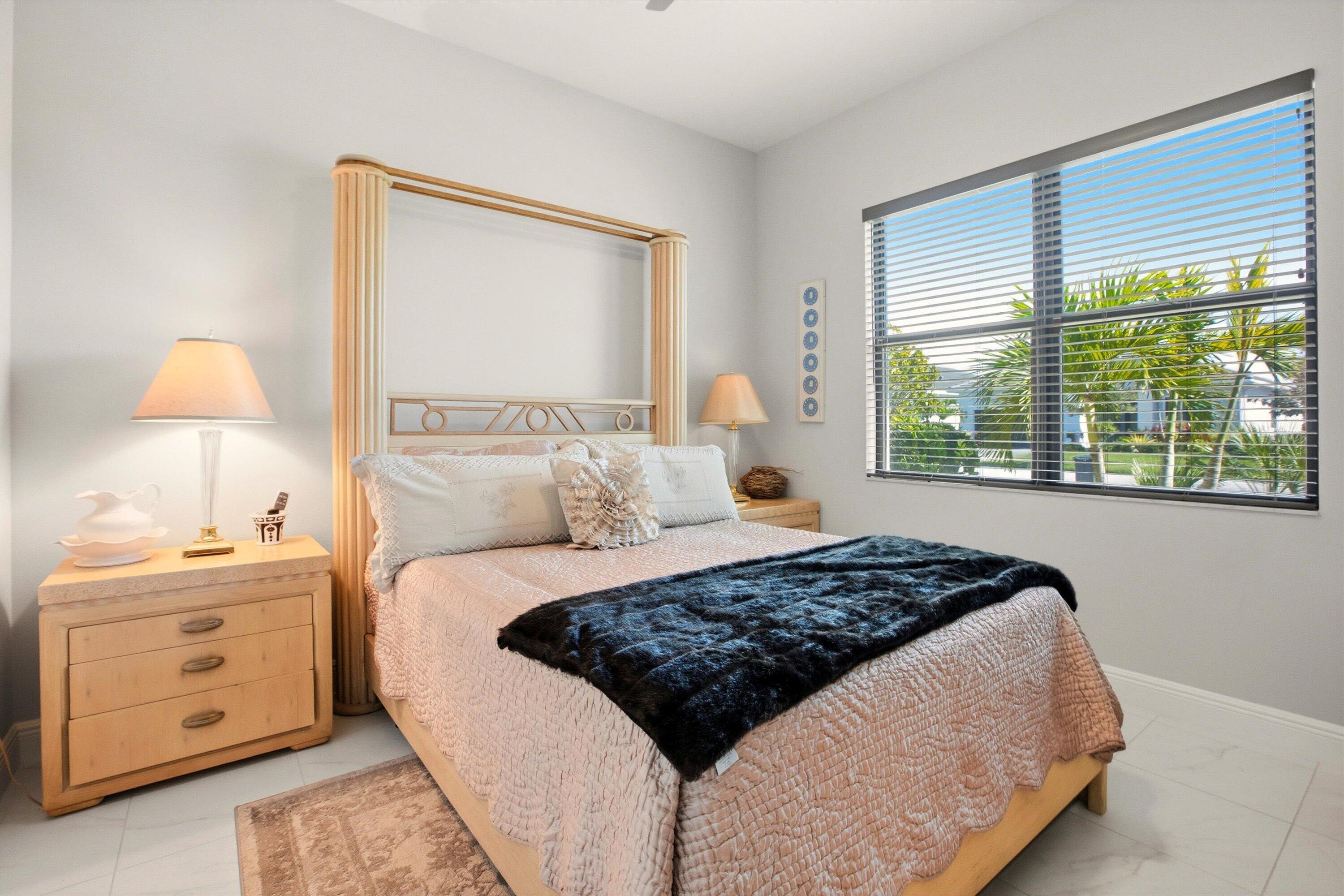 CRESSWIND PALM BEACH - Residential