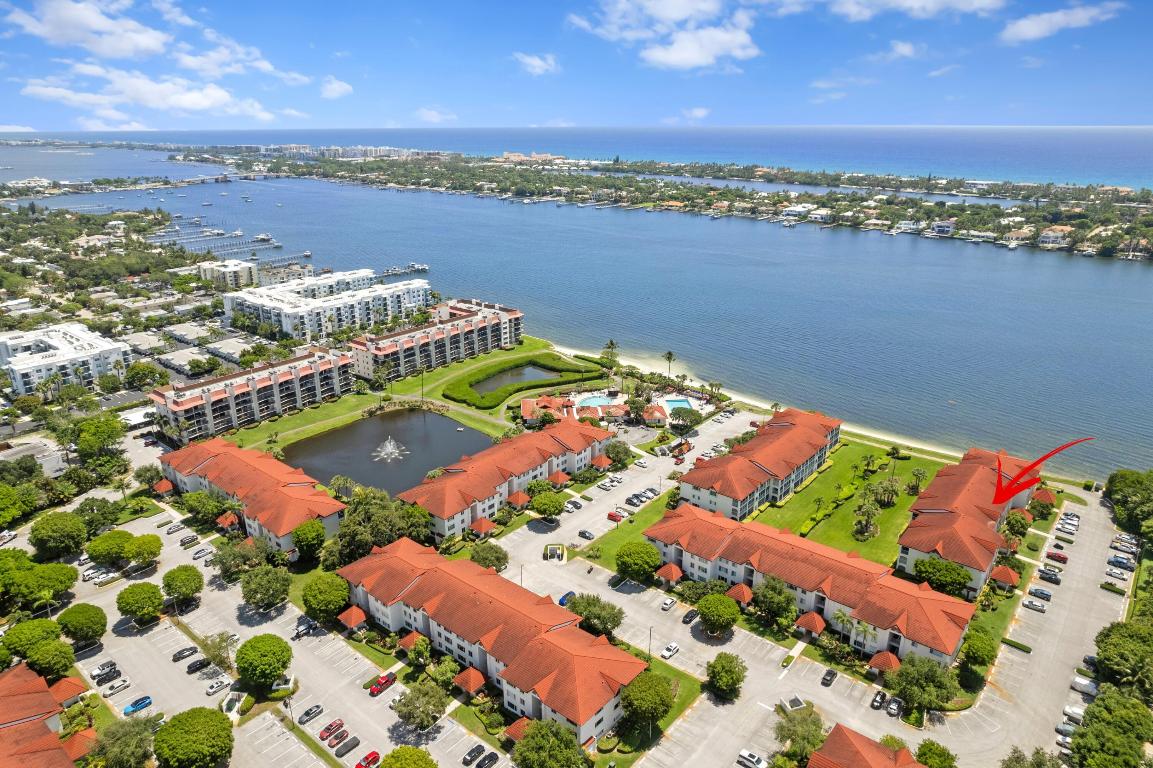 HALF MOON BAY CONDO - Residential