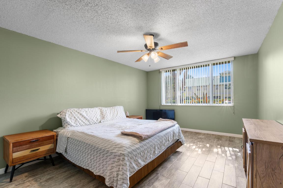 HALF MOON BAY CONDO - Residential