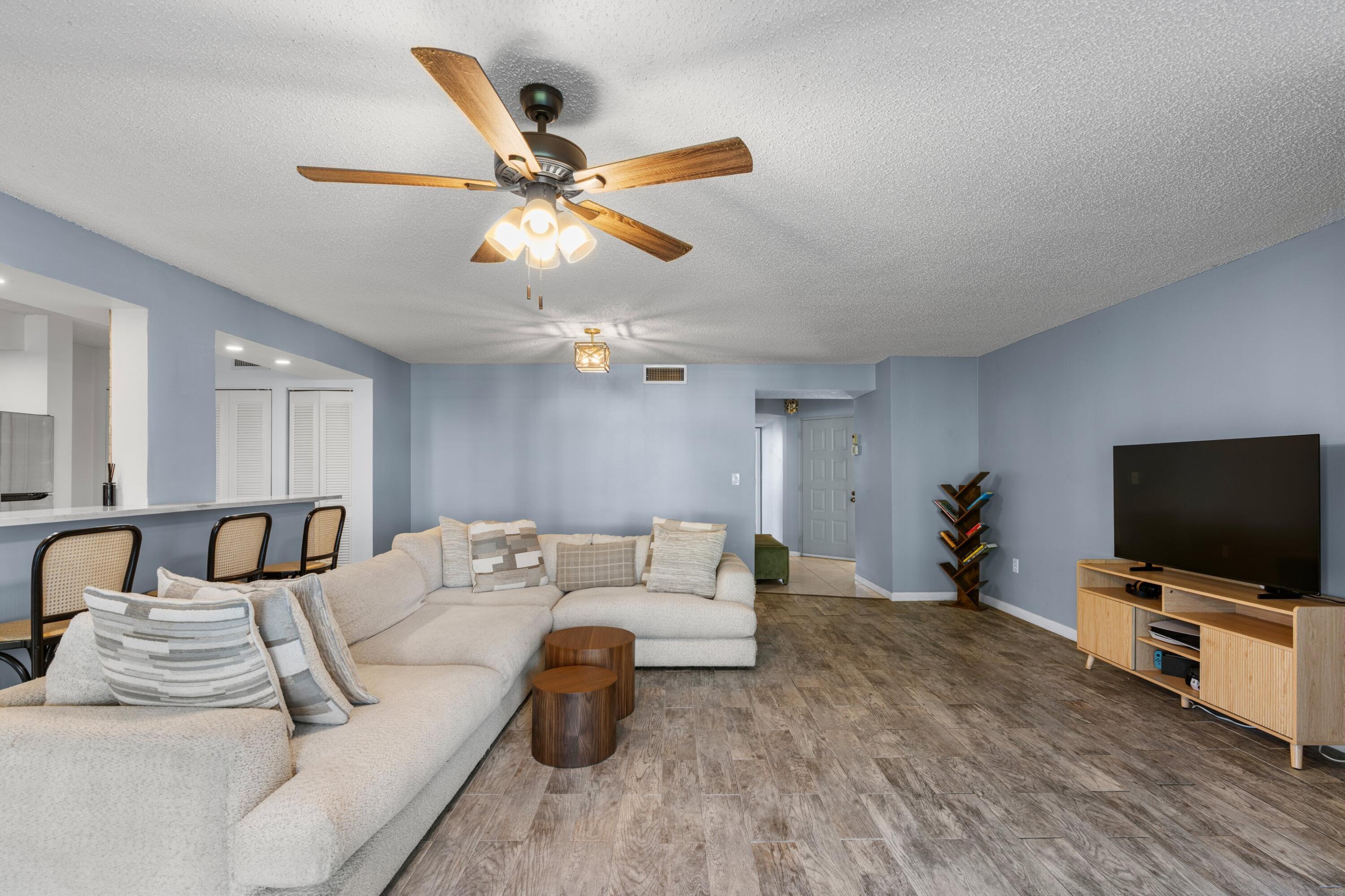 HALF MOON BAY CONDO - Residential