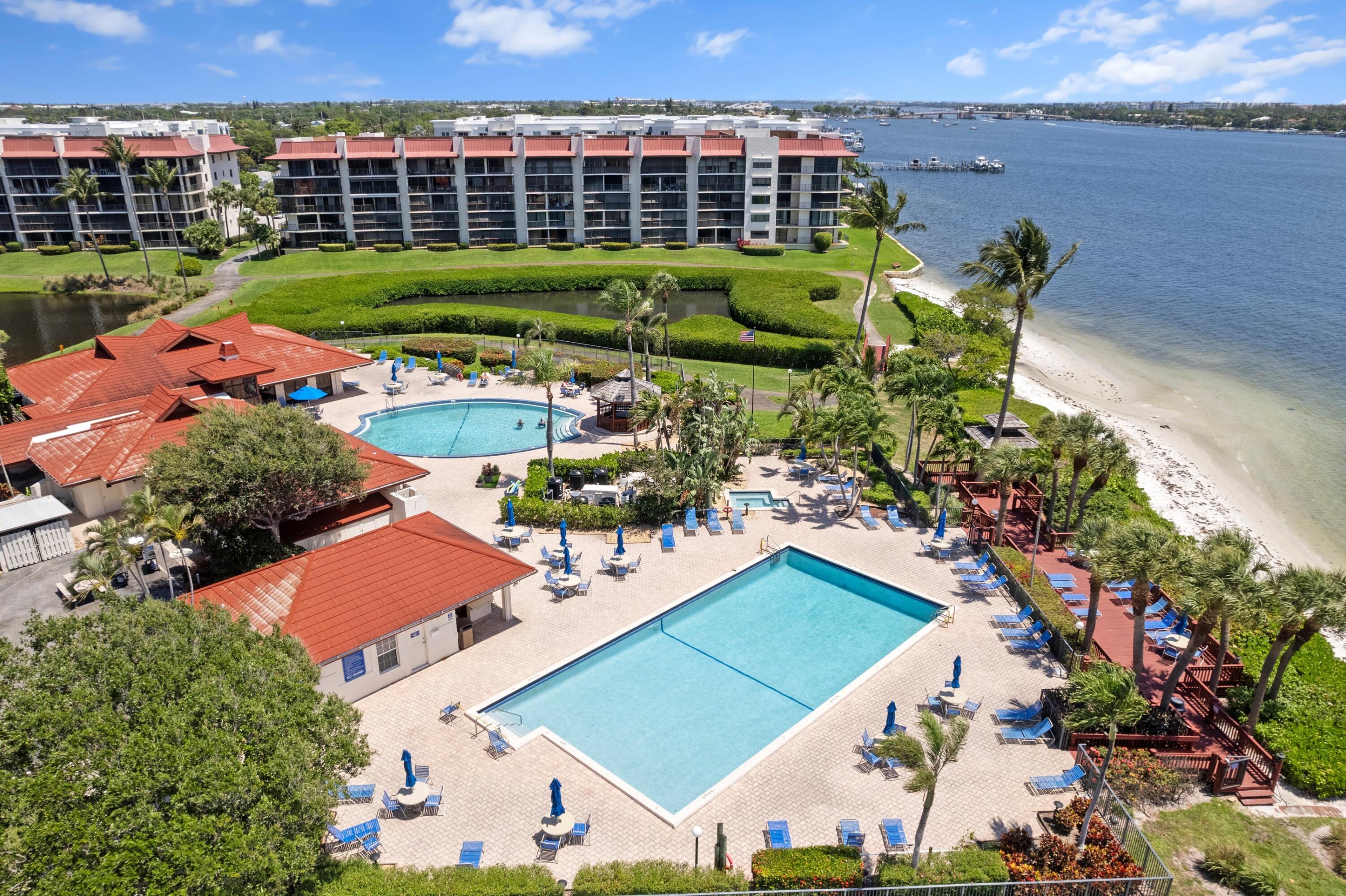 HALF MOON BAY CONDO - Residential