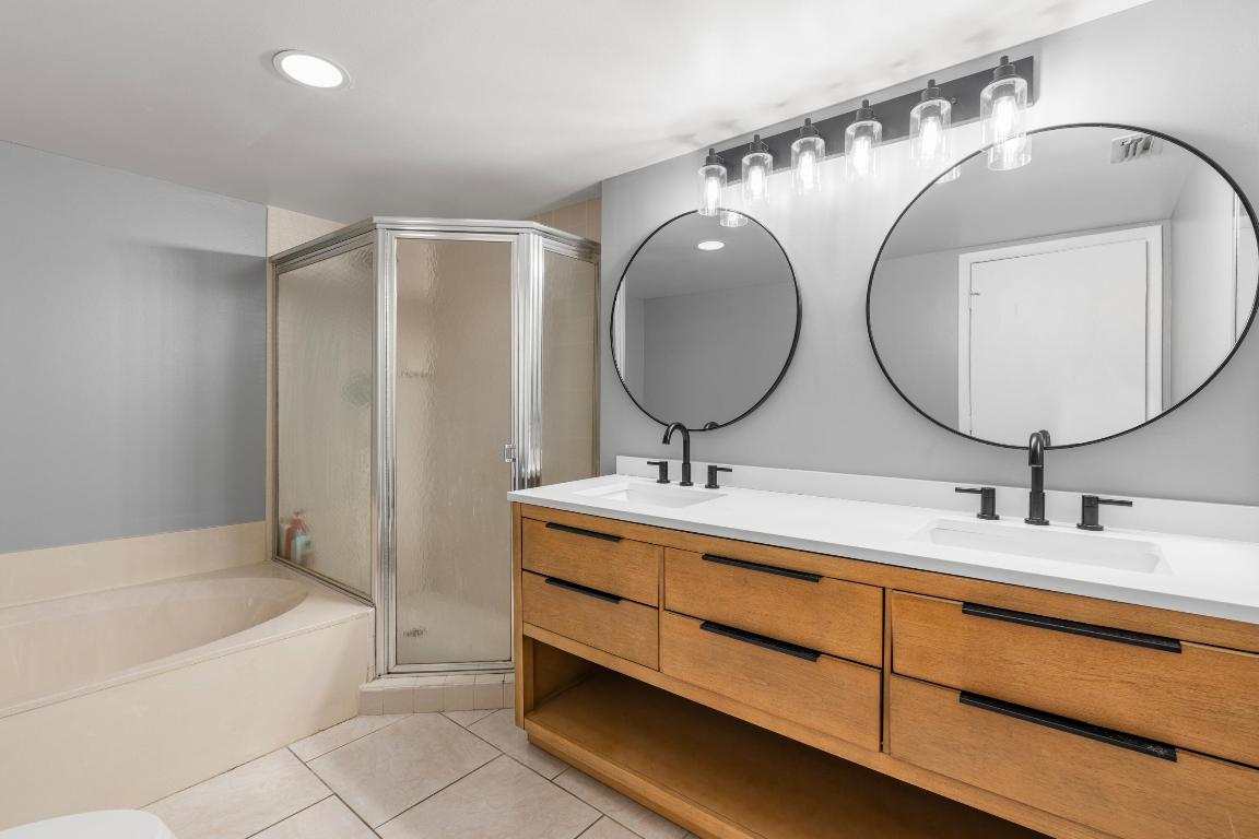 HALF MOON BAY CONDO - Residential