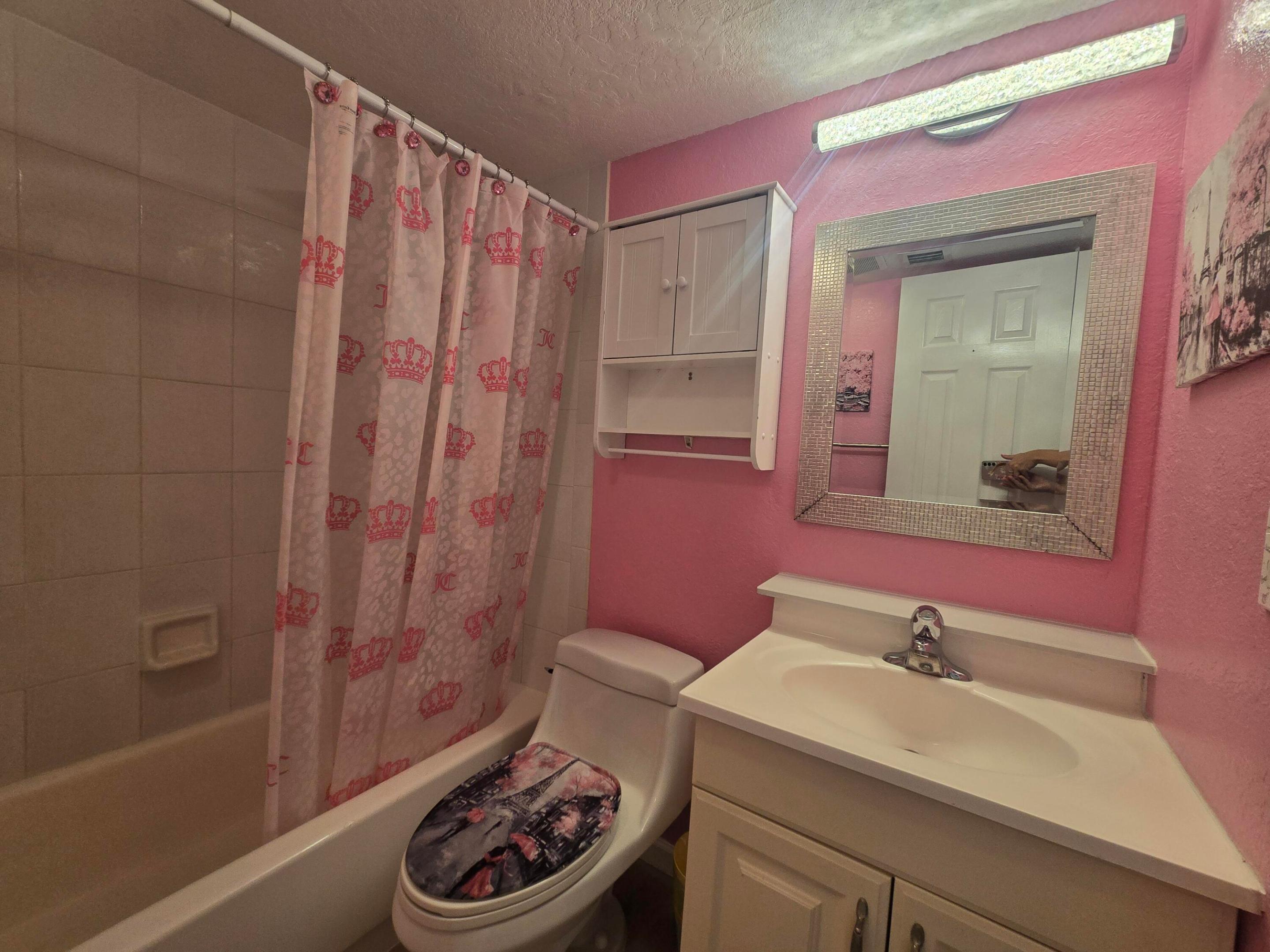 CHAROLAIS CONDO - Residential