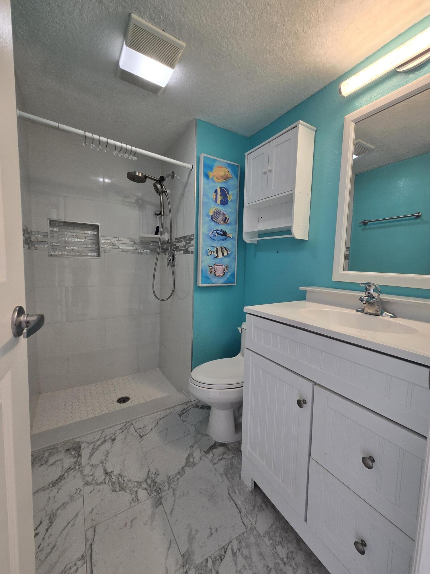 CHAROLAIS CONDO - Residential