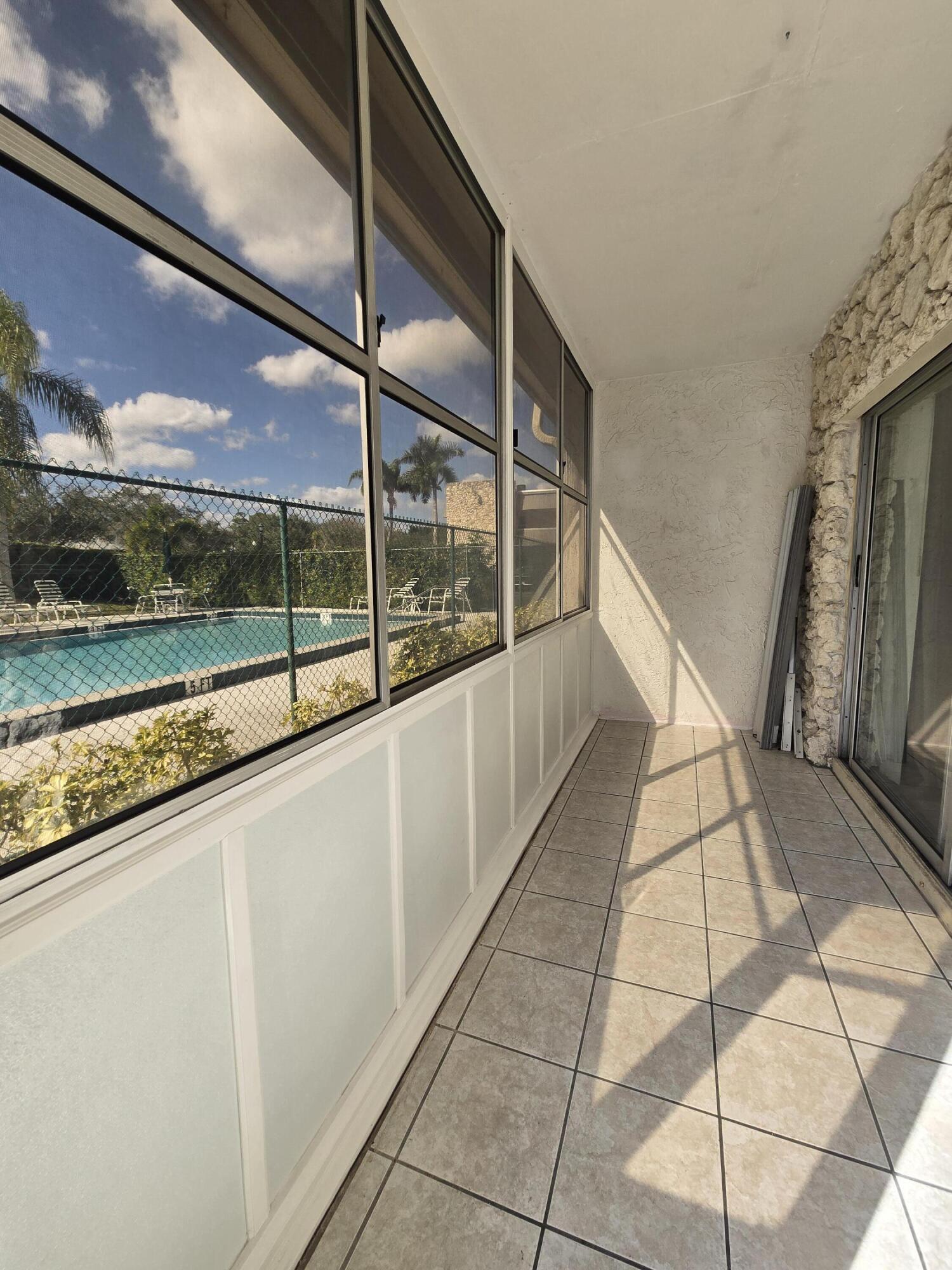 CHAROLAIS CONDO - Residential