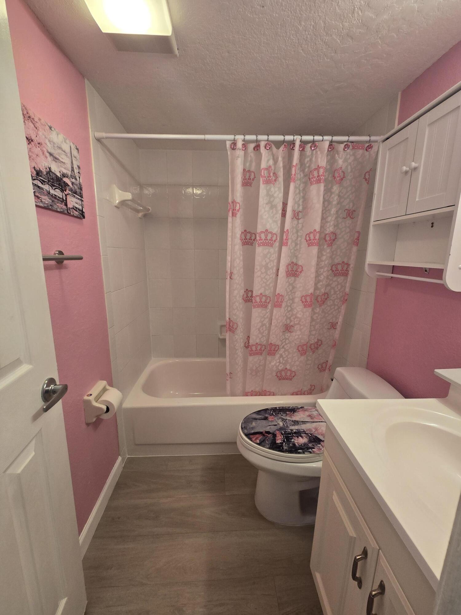 CHAROLAIS CONDO - Residential