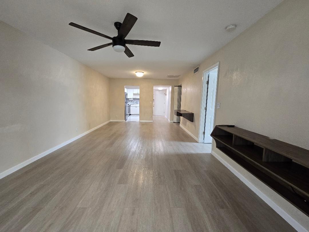 CHAROLAIS CONDO - Residential