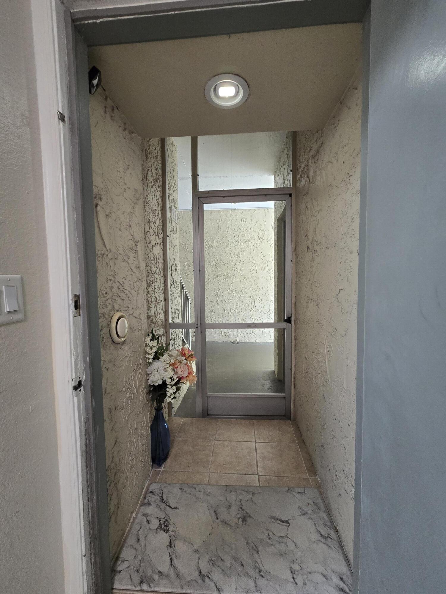 CHAROLAIS CONDO - Residential