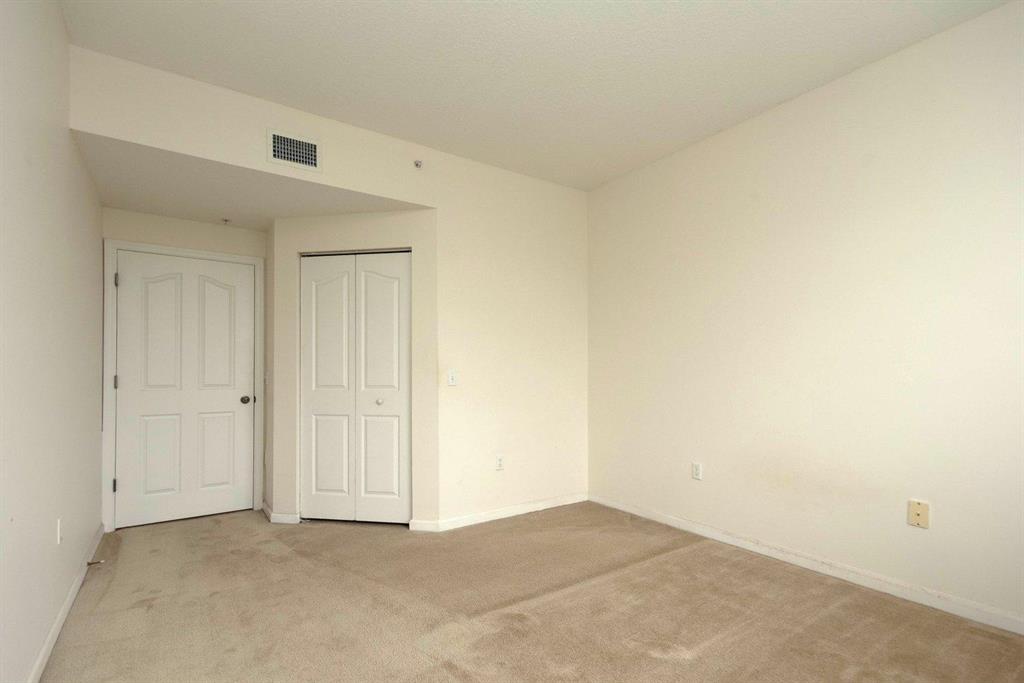 FIORE AT THE GARDENS CONDO - Residential Lease