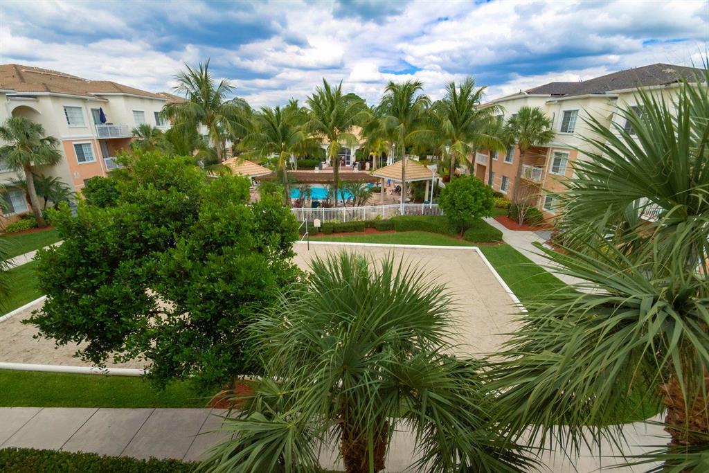 FIORE AT THE GARDENS CONDO - Residential Lease