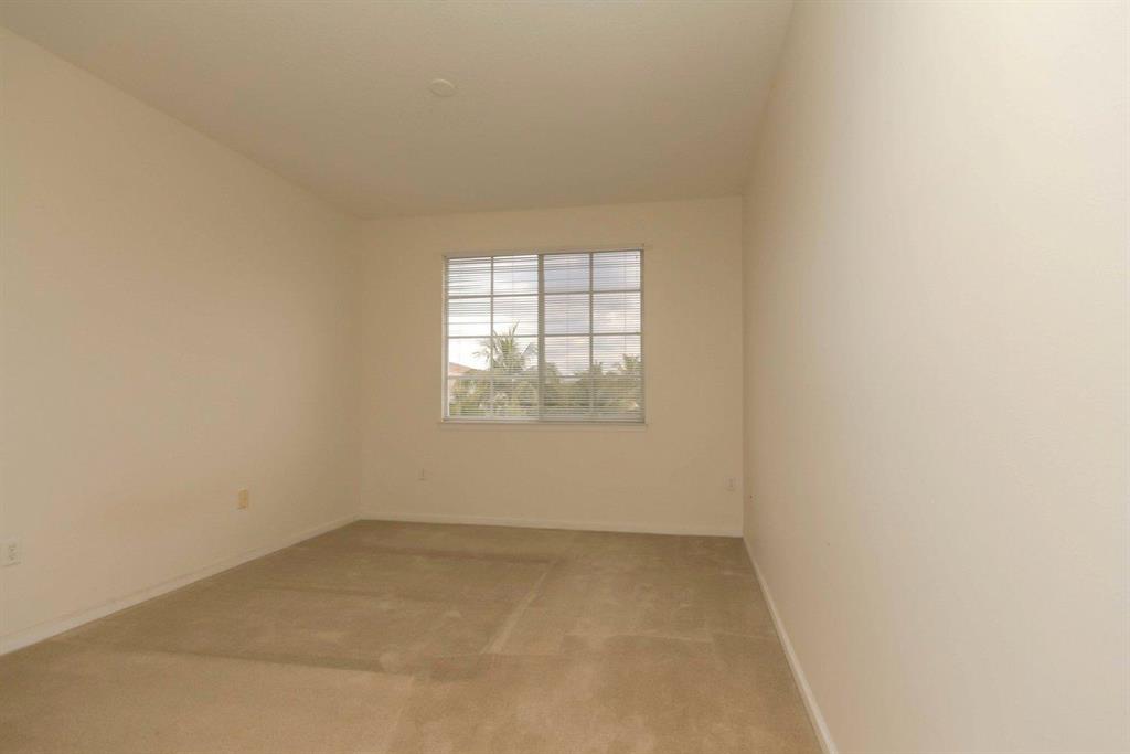 FIORE AT THE GARDENS CONDO - Residential Lease