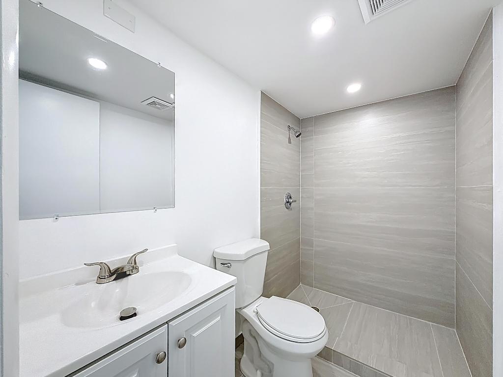 CRYSTAL HILLS II CONDO - Residential