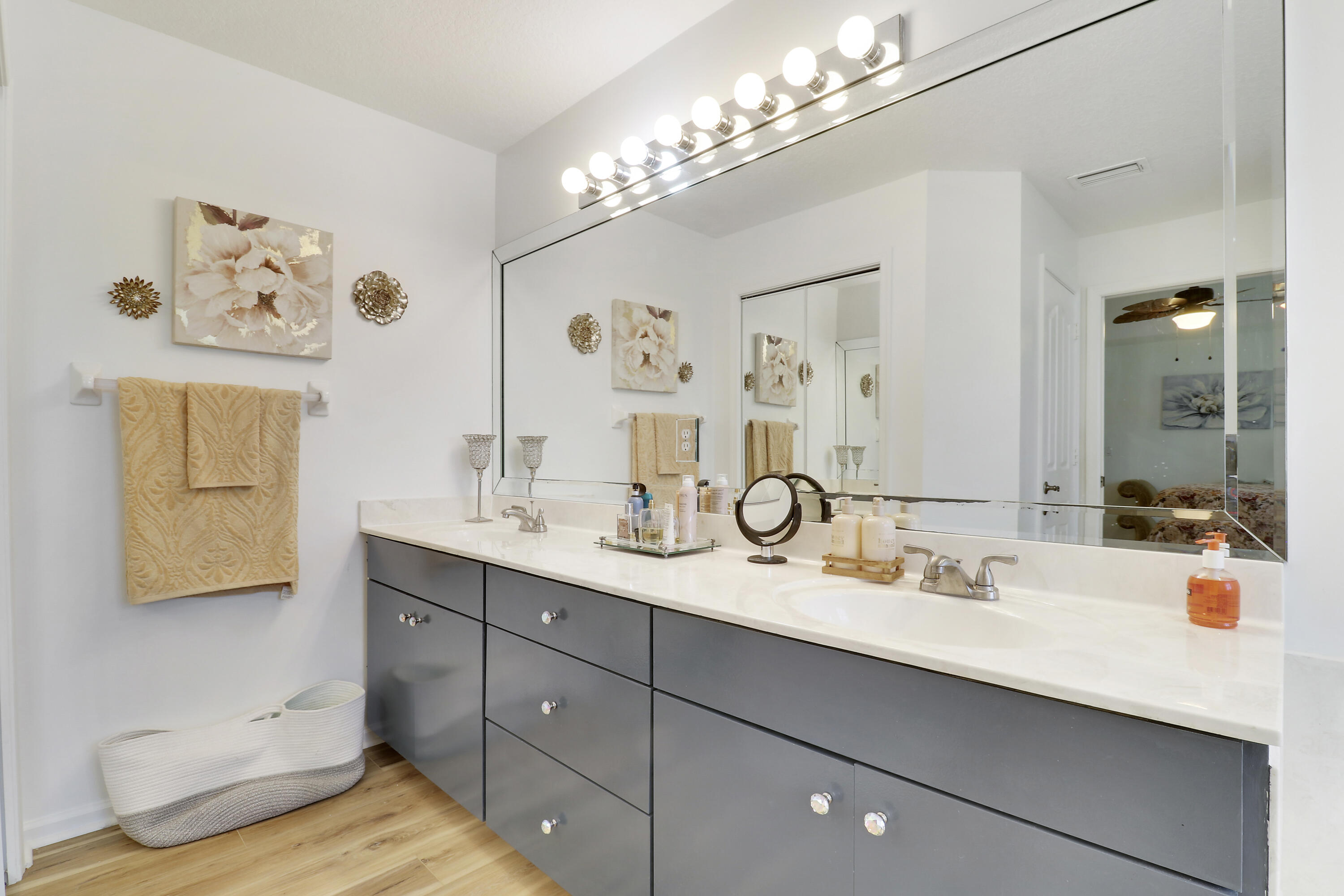 PORT ST LUCIE SECTION 13 - Residential