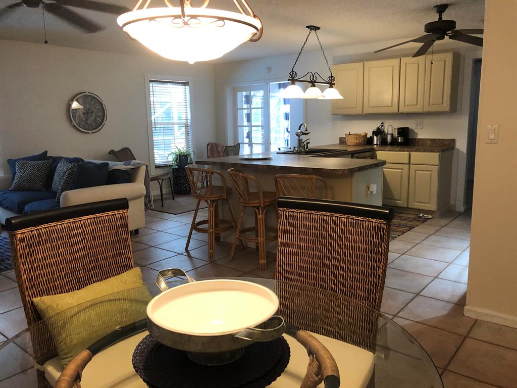 GREENVIEW SHORES 2 OF WELLINGTON - Residential