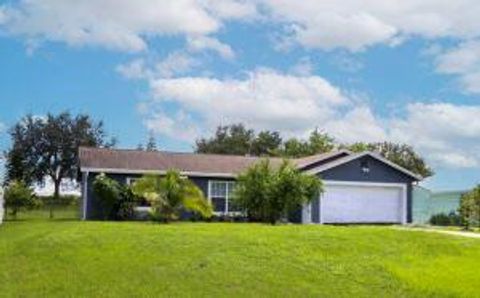 A home in Port St Lucie