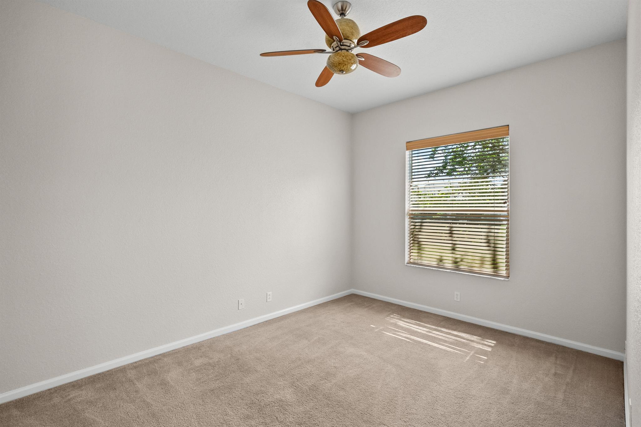 MAGNOLIA LAKES AT ST LUCI - Residential Lease