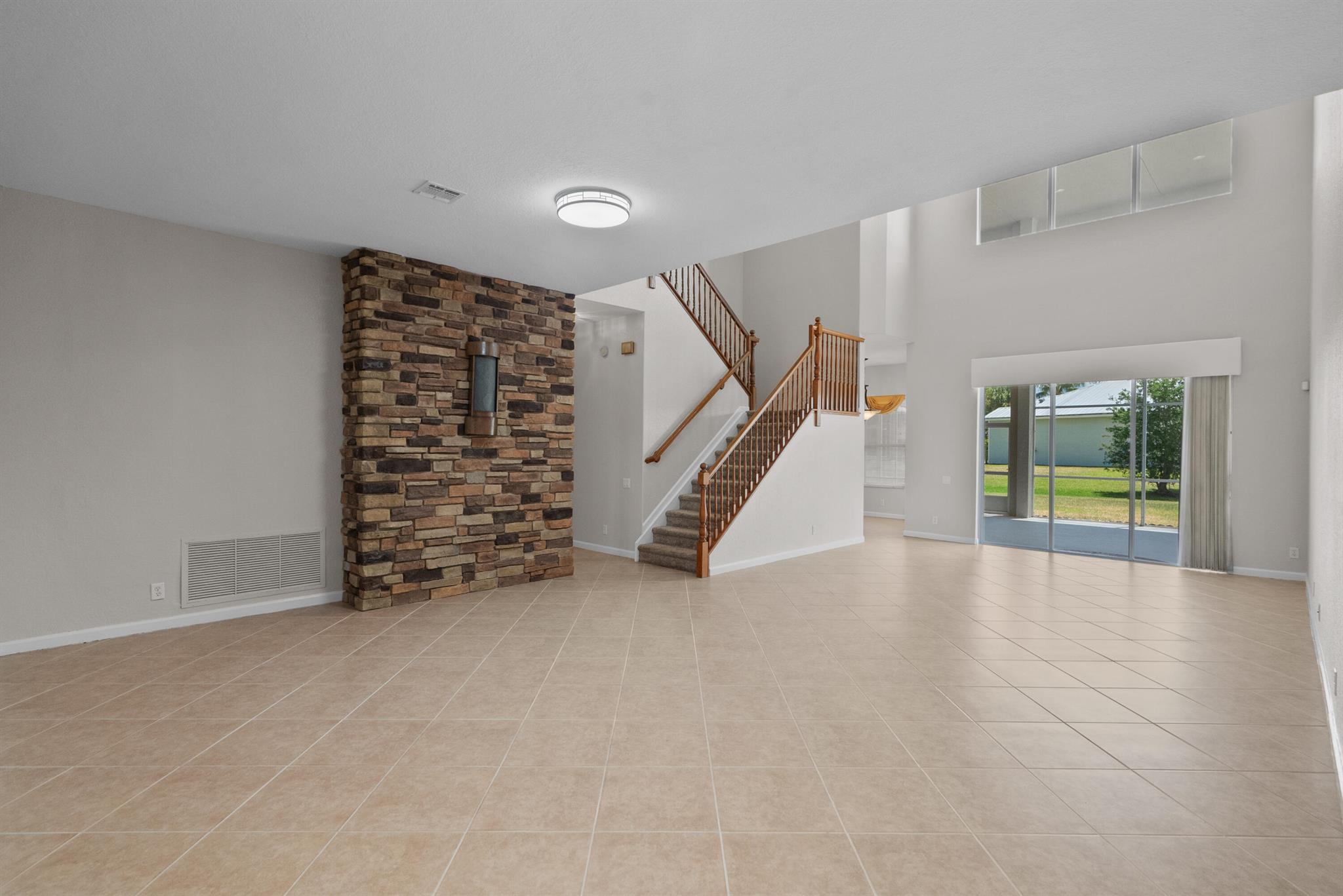 MAGNOLIA LAKES AT ST LUCI - Residential Lease