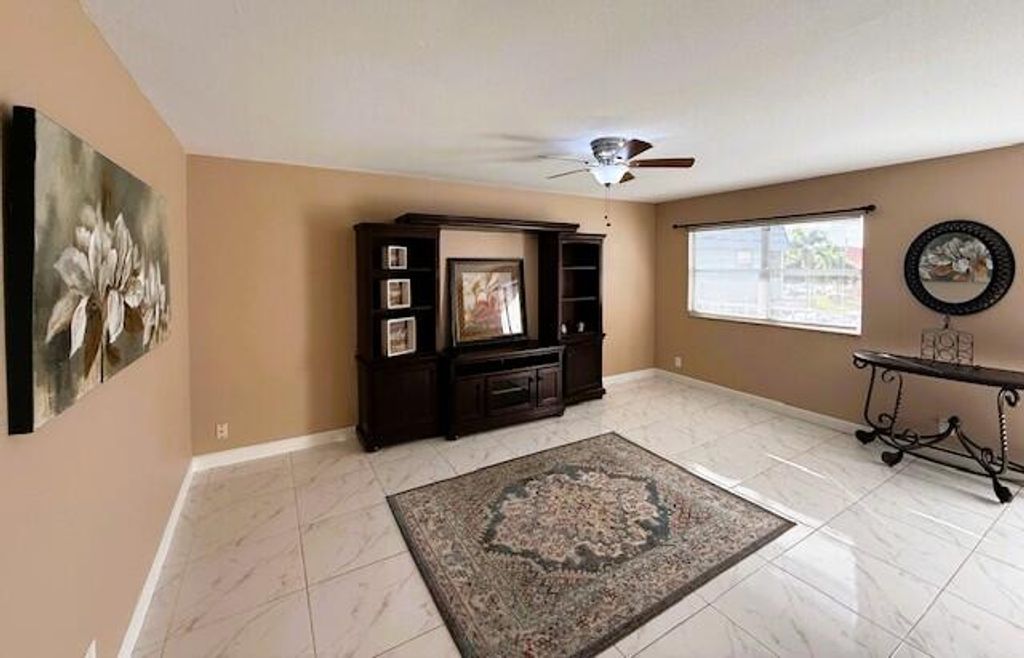 Photo of 508 Saxony K, Delray Beach, FL 33446 (MLS # R11155059)