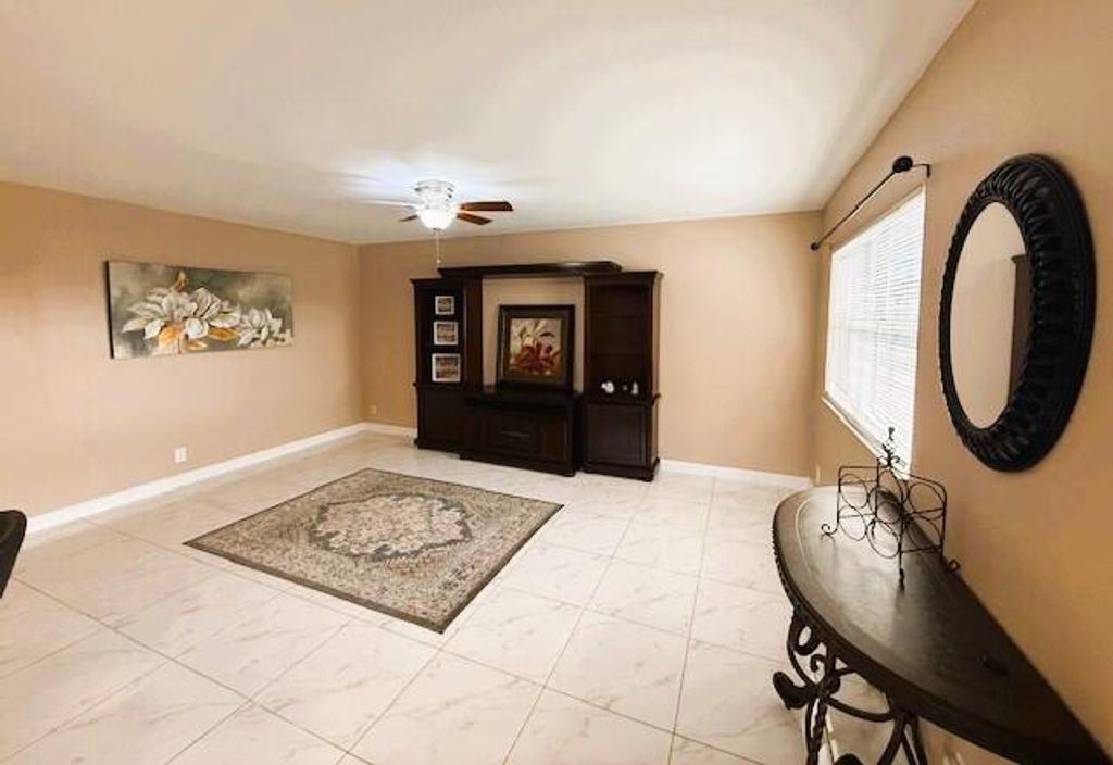 Photo of 508 Saxony K, Delray Beach, FL 33446 (MLS # R11155059)