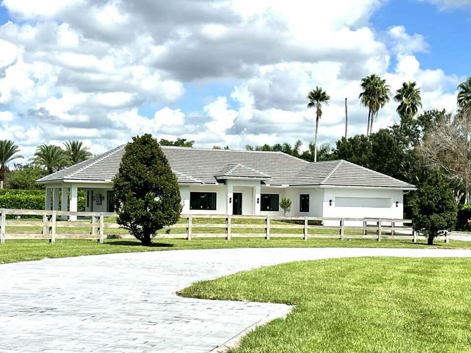 3585 Aiken Court