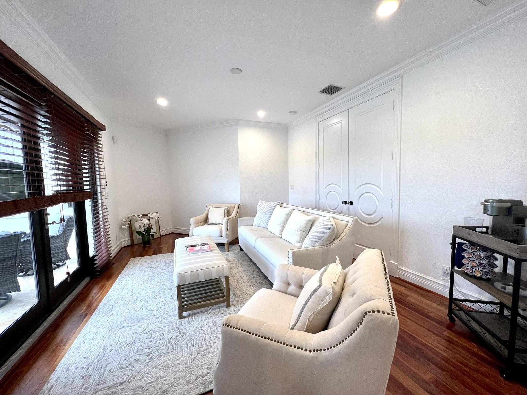 SOUTHFIELDS - Residential