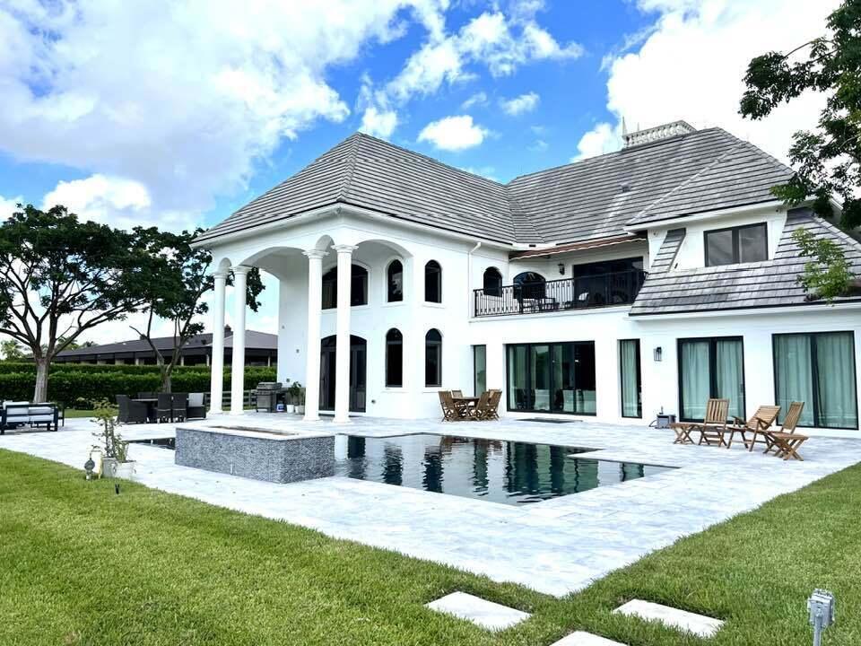 3585 Aiken Court
