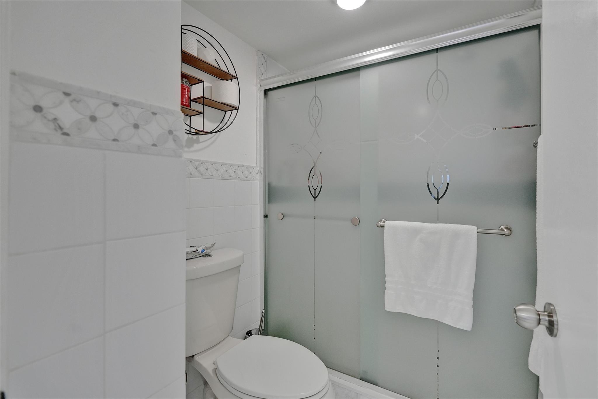 DEL PRADO - Residential