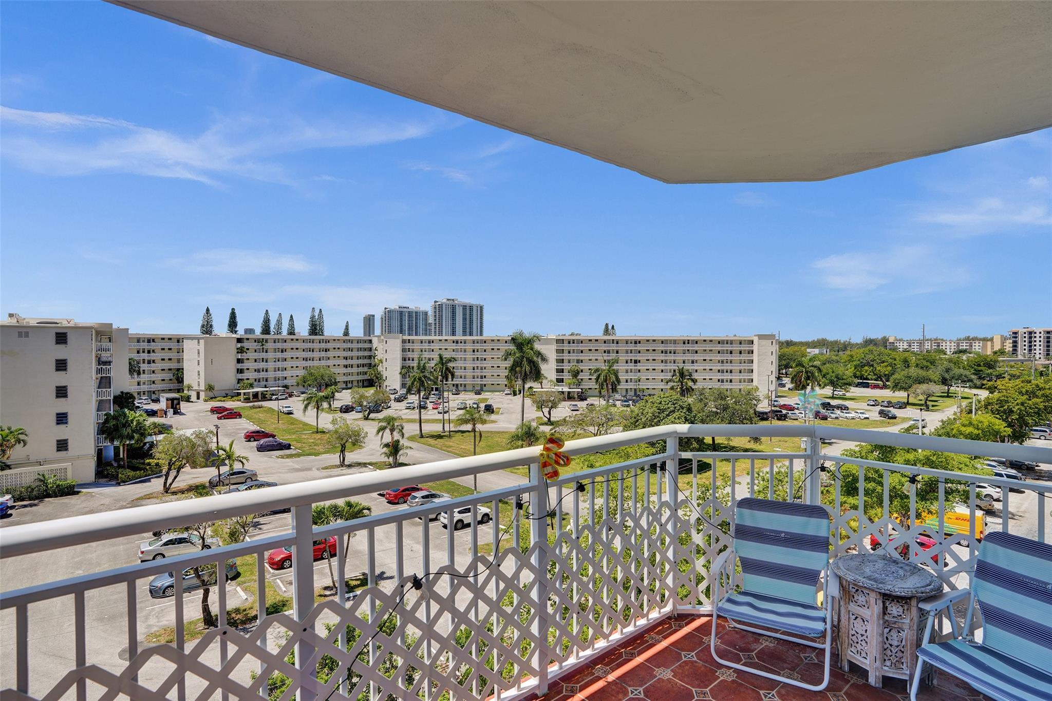 DEL PRADO - Residential