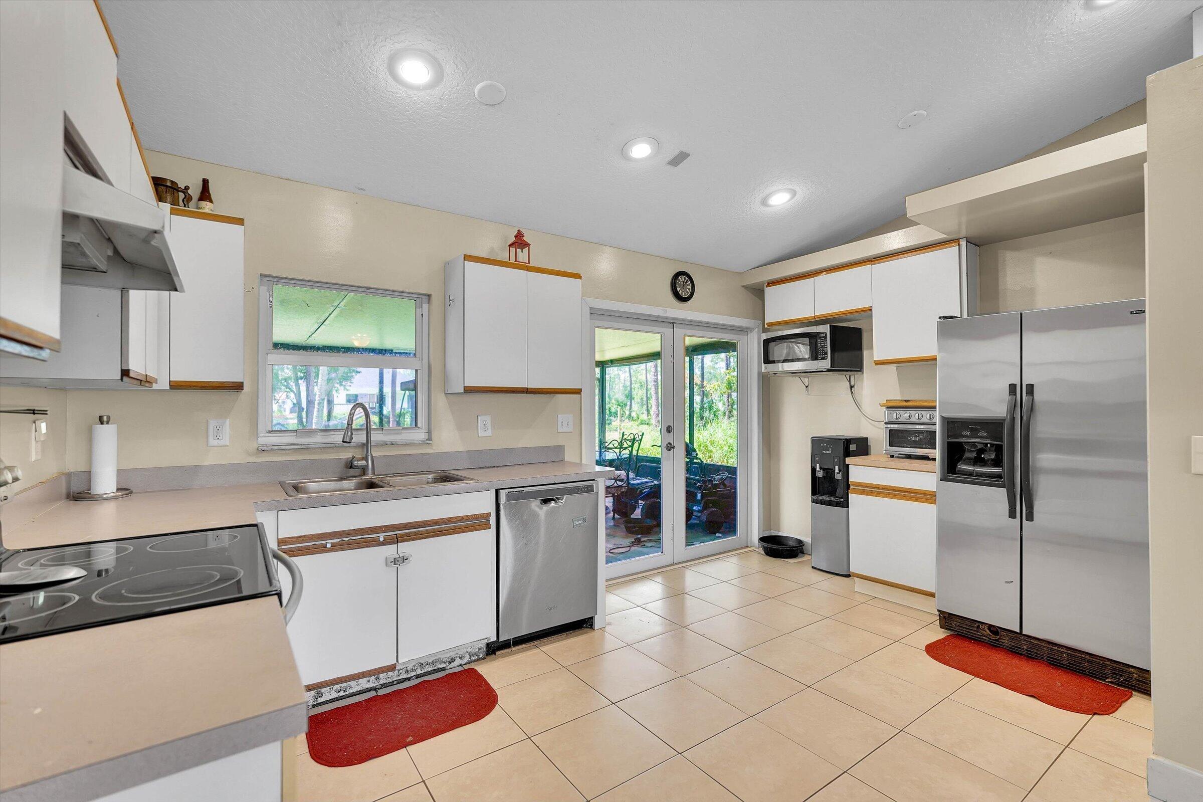 Acreage & Unrec - Residential