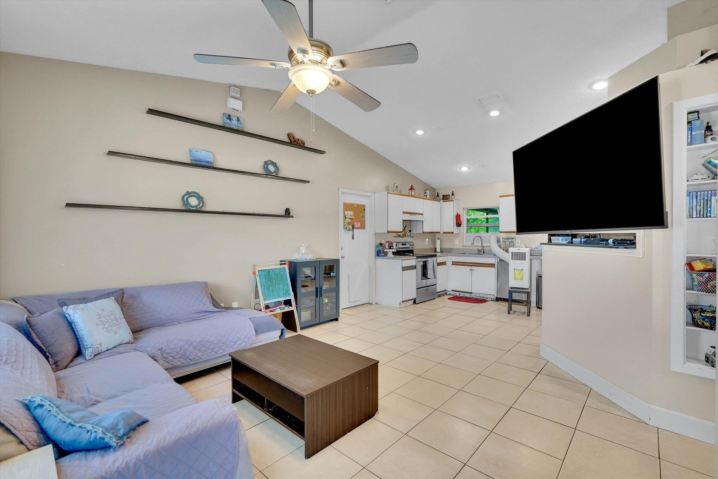 Acreage & Unrec - Residential